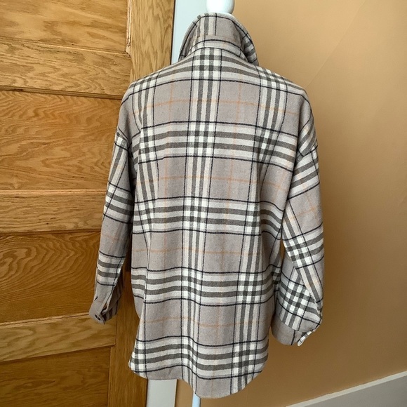 C'EST MOI Beige Plaid Shirt Jacket O/S - Picture 4 of 11